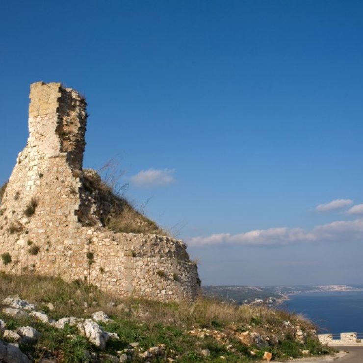 Da Torre Nasparo a Torre dell’Omomorto a Leuca: la storia delle torri costiere del Salento